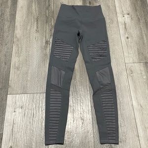 Alo High-Waist Moto‎ Legging Anthracite/Anthracite Glossy Small